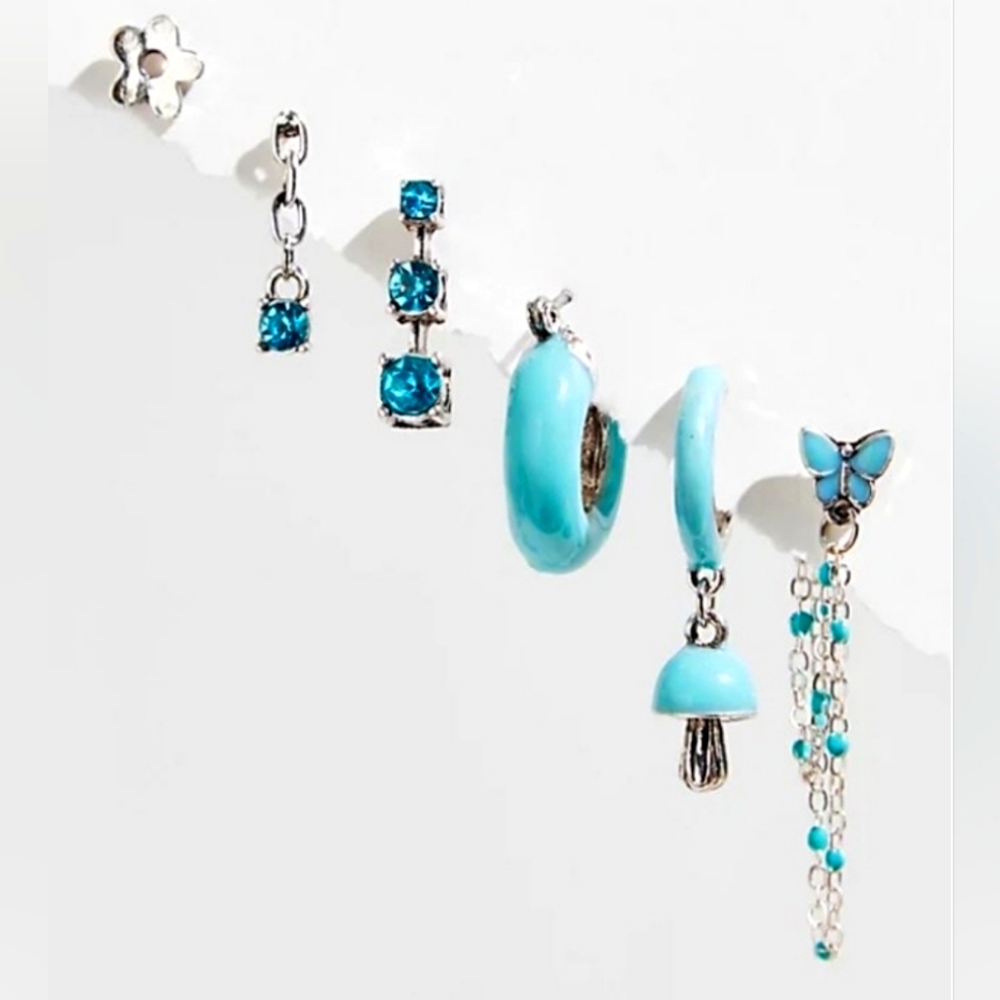 NWOT Free People Le Jardin Hoop Earring Set Aquamarine